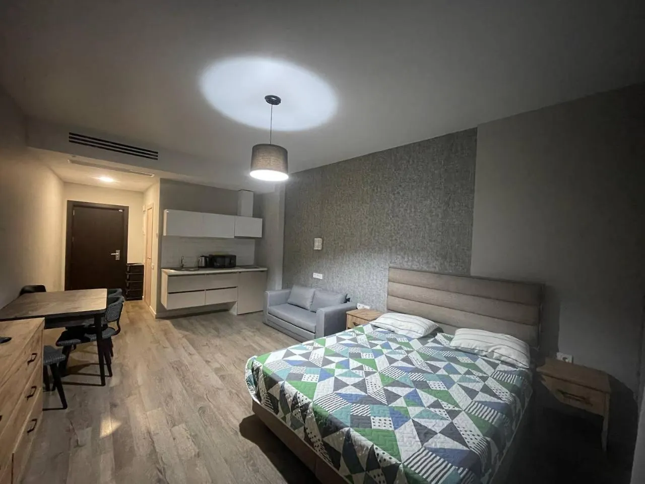 Swimming Paradise Apartments Batumi