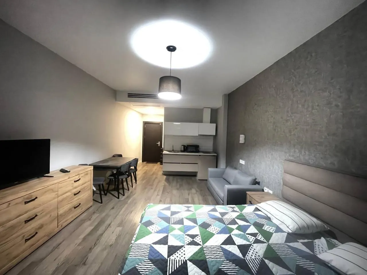 Swimming Paradise Apartments Batumi